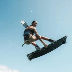 2023 Mystic Gem BK Womens Kiteboarding Waist Harness - Black/Glitter Discounts Apply ! 8 2023 Mystic Gem BK Womens Kiteboarding Waist Harness - Black/Glitter Discounts Apply ! -DriftRide Store 900 mystic gem bk womens waist harness size 4